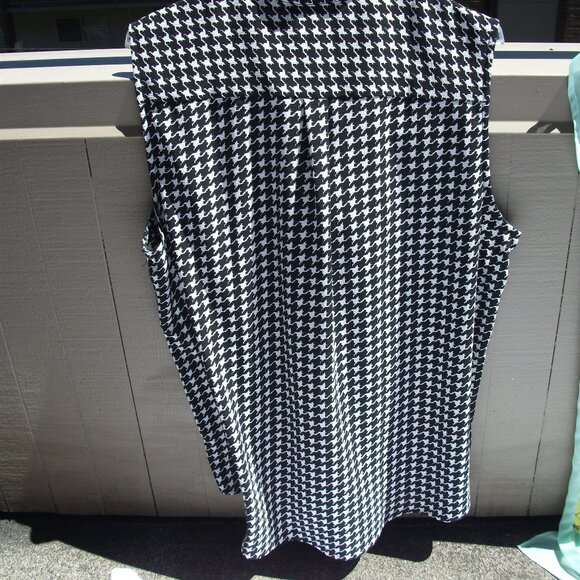 Herringbone tank - Picture 6 of 12